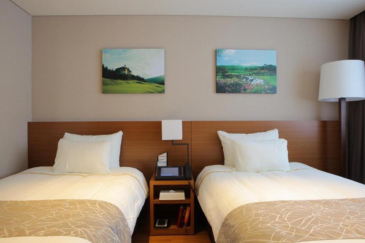 Yongpyong Resort Villa Condominium Пхьончхан Екстер'єр фото