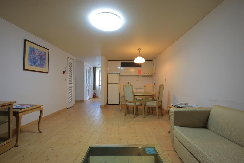 Yongpyong Resort Villa Condominium Пхьончхан Екстер'єр фото