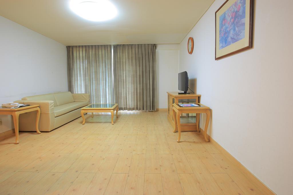 Yongpyong Resort Villa Condominium Пхьончхан Екстер'єр фото