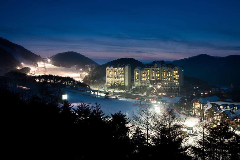 Yongpyong Resort Villa Condominium Пхьончхан Екстер'єр фото